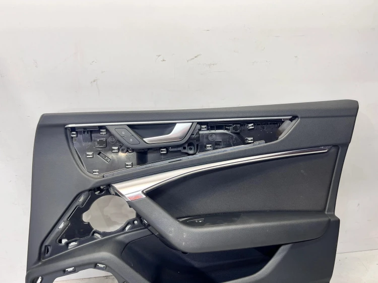 BOCZEK DRZWI PRAWY PRZÓD AUDI A6 C8 4K1867106B QQ2