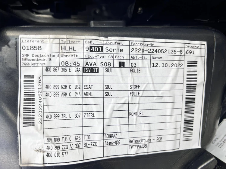 BOCZEK DRZWI LEWY TYŁ AUDI A6 C8 4K0867305E QQ2