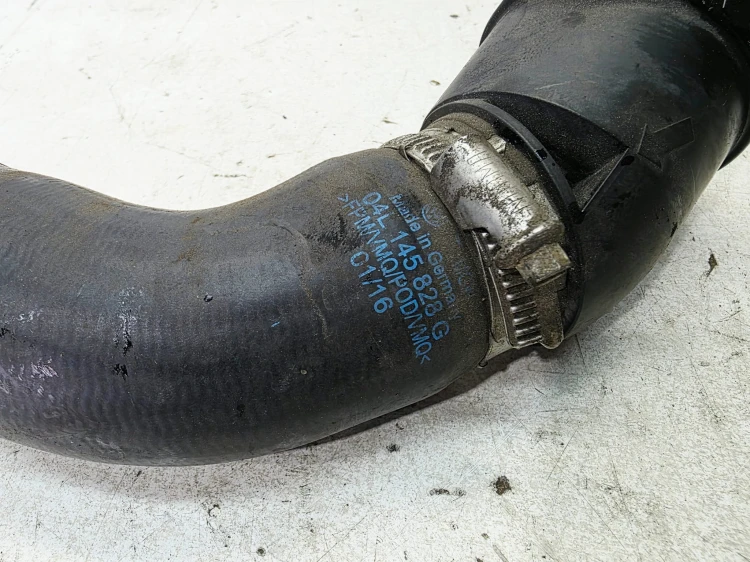 RURA TURBO INTERCOOLERA AUDI VOLKSWAGEN SEAT 2.0 TDI 04L131111Q 04L145828G