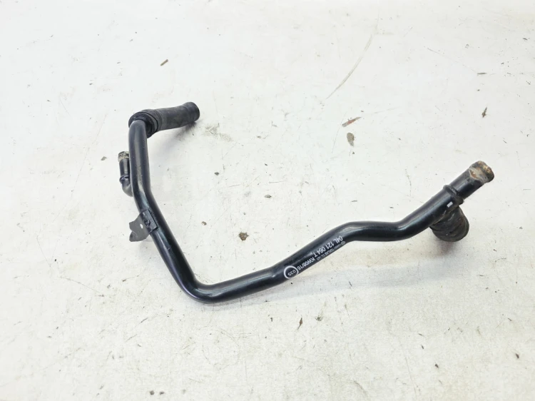 RURA PRZEWÓD WĄŻ WODY AUDI VOLKSWAGEN SKODA SKODA 1.6 TDI 04L121064T