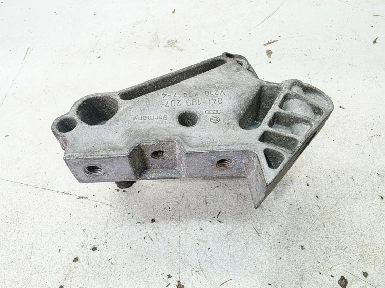 ŁAPA UCHWYT MOCOWANIE SILNIKA AUDI VOLKSWAGEN SEAT SKODA 04L199207
