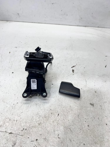 WYBIERAK BIEGÓW LEWAREK AUDI A6 C8 4K1713139B 4K1713041G