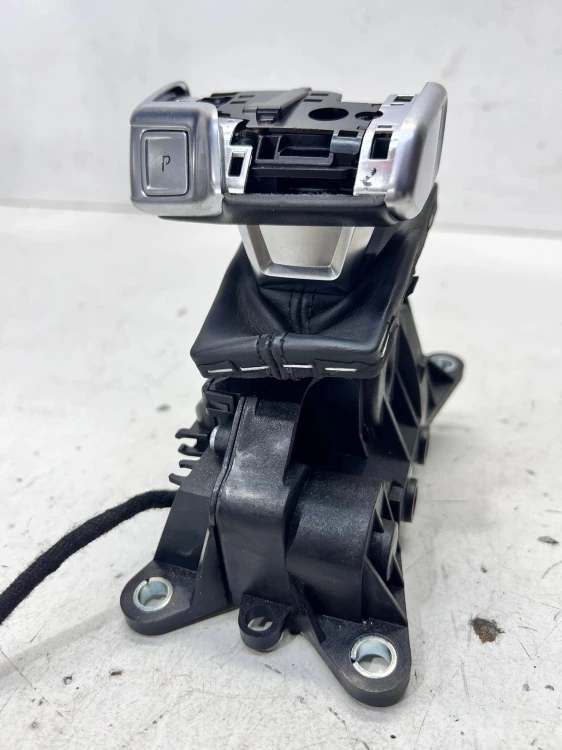 WYBIERAK BIEGÓW LEWAREK AUDI A6 C8 4K1713139B 4K1713041G