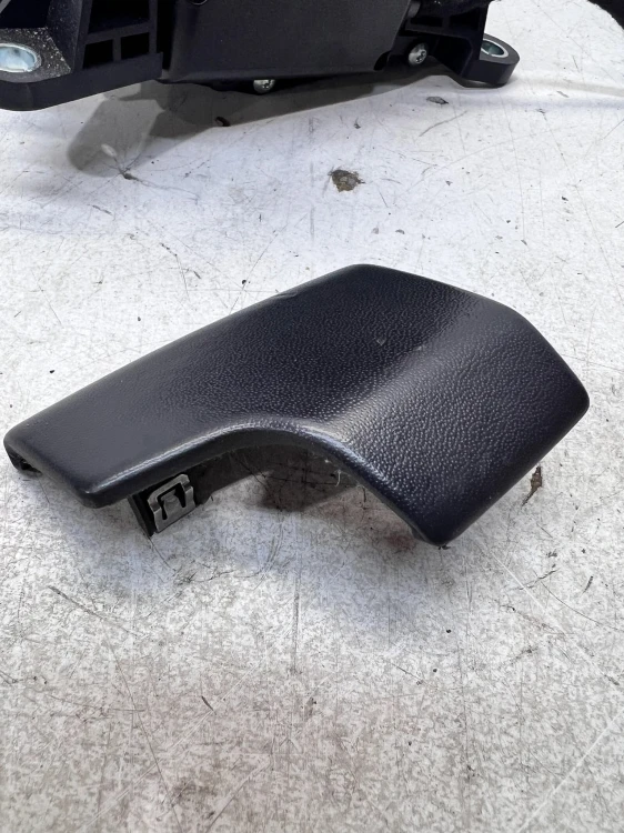 WYBIERAK BIEGÓW LEWAREK AUDI A6 C8 4K1713139B 4K1713041G