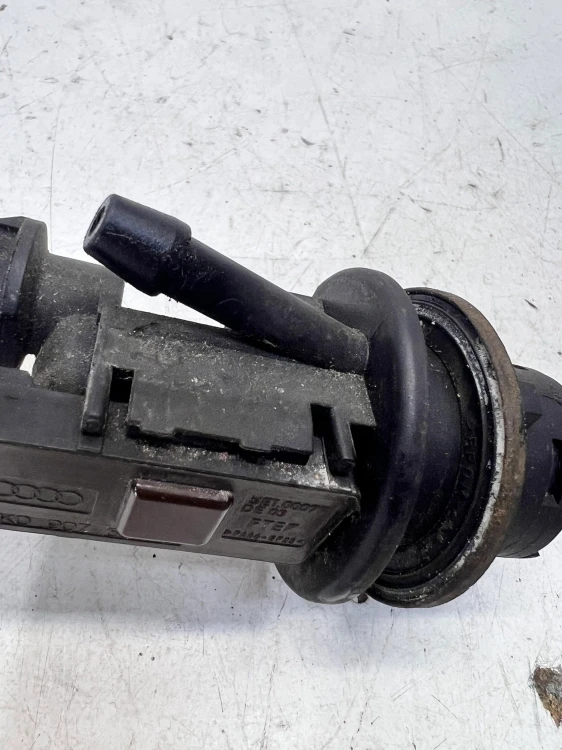 POMPKA WYSPRZĘGLIK SPRZĘGŁA AUDI A4 B8 A5 8T Q5 8K1721401D
