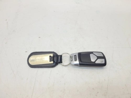 KLUCZYK PILOT KEYLESS AUDI A4 B9 A5 8W Q7 4M 4M0959754AJ 1/26