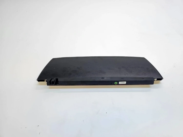 ŚWIATŁO STOP TRZECIE AUDI A4 B9 SEDAN 8W5945097