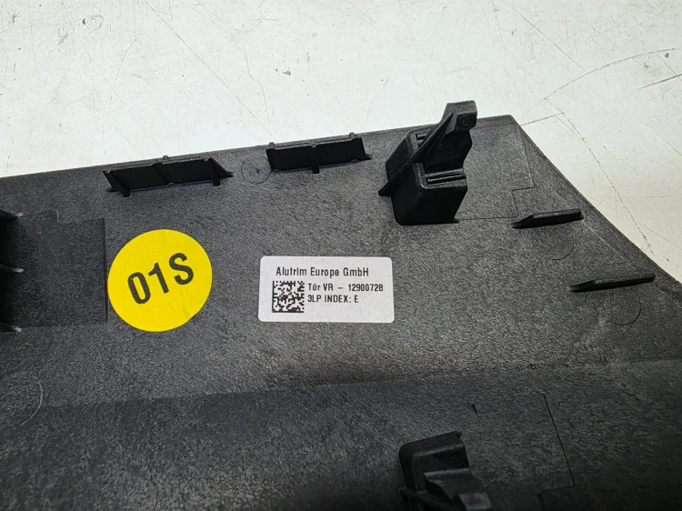 DEKOR LISTWA DRZWI PRAWY PRZÓD AUDI A6 C8 4K5867410