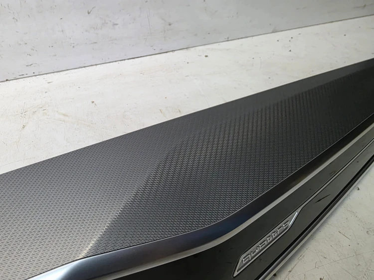 LISTWA DEKOR OSŁONA DESKI AUDI A6 C8 4K1857200G EUROPA