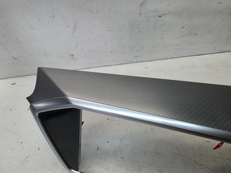 LISTWA DEKOR OSŁONA DESKI AUDI A6 C8 4K1857200G EUROPA