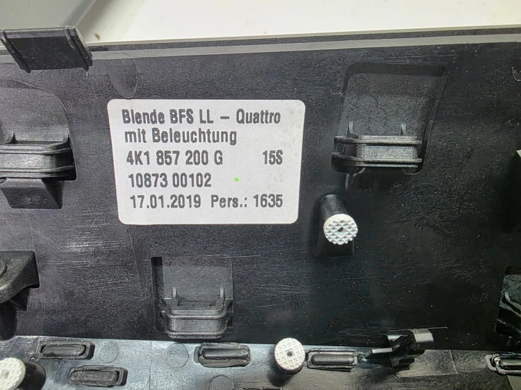 LISTWA DEKOR OSŁONA DESKI AUDI A6 C8 4K1857200G EUROPA