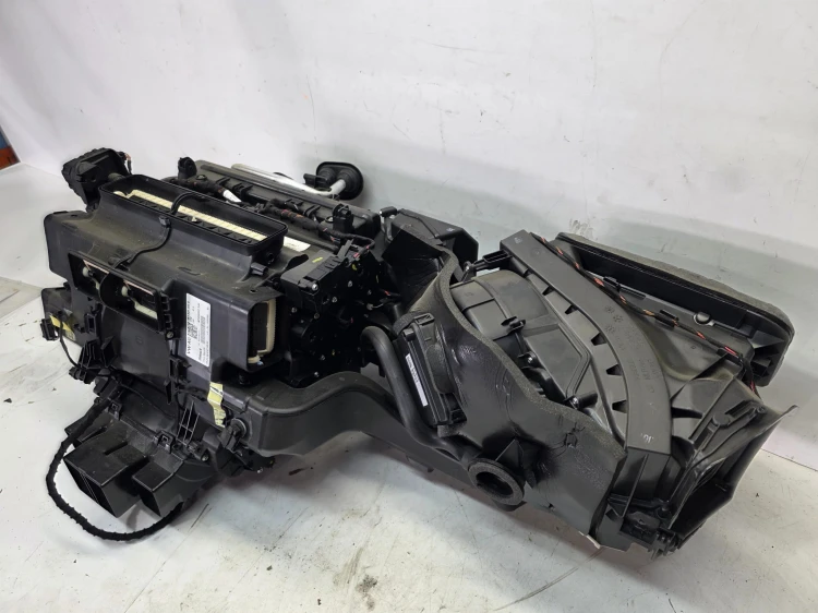 NAGRZEWNICA KOMPLETNA AUDI A6 C8 A7 4K 4K1820005S