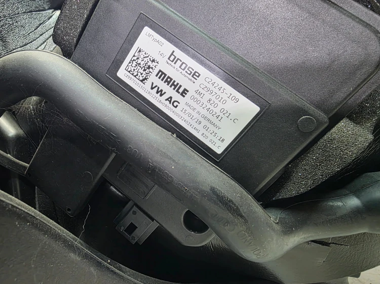 NAGRZEWNICA KOMPLETNA AUDI A6 C8 A7 4K 4K1820005S