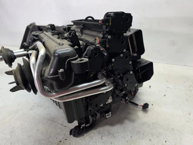 NAGRZEWNICA KOMPLETNA AUDI A6 C8 A7 4K 4K1820005S