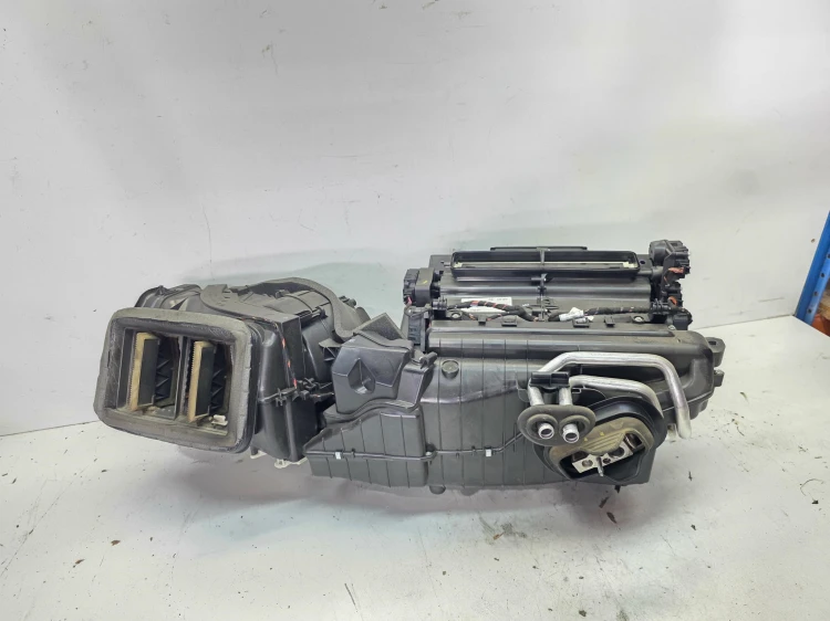 NAGRZEWNICA KOMPLETNA AUDI A6 C8 A7 4K 4K1820005S