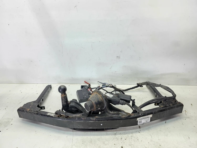 HAK HOLOWNICZY SKŁADANY WESTFAILA + MODUŁ AUDI A4 B9 8W0800491M KOMPLET