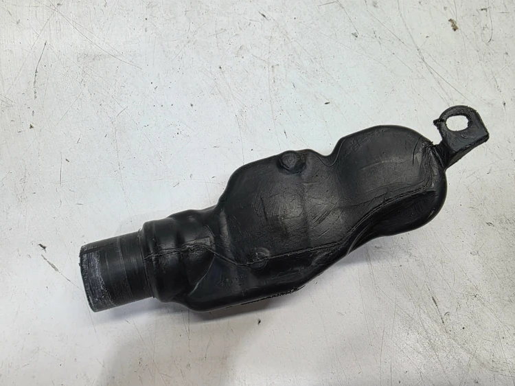 WLEW PŁYNU DO SPRYSKIWACZY AUDI A6 C8 4K0955462