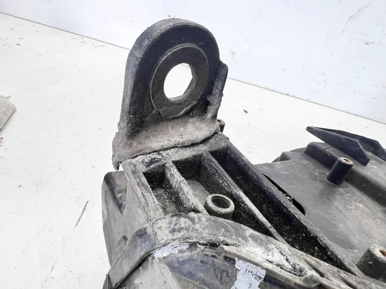 REFLEKTOR LAMPA LEWY PRZÓD AUDI A6 C6 BI-XENON 4F0941003BB 26/26