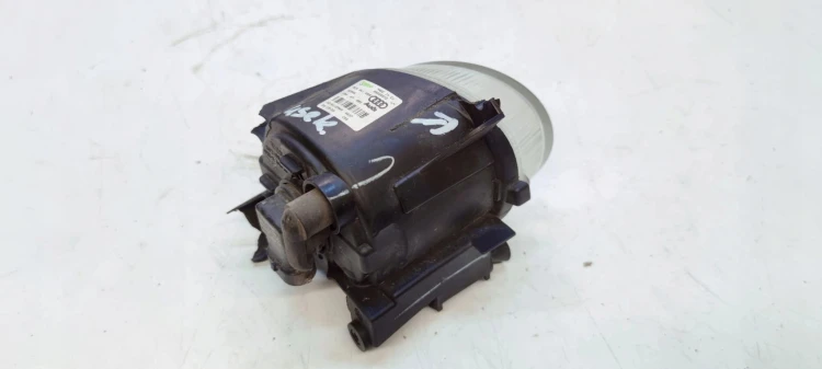 HALOGEN LEWY PRZÓD AUDI A3 8P A4 B7 8E0941699C USZKODZONY 11/26