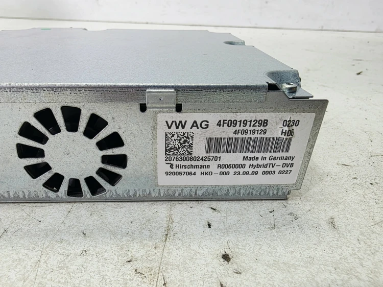 ODIORNIK TV TUNER TV AUDI A6 C6 A8 D3 Q7 4L A4 B8 A5 4F0919129B