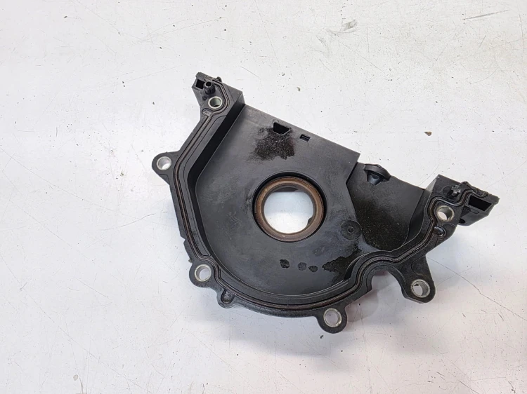 OBUDOWA USZCZELNIACZ WAŁU AUDI VOLKSWAGEN SEAT SKODA 2.0 TDI 04L103151