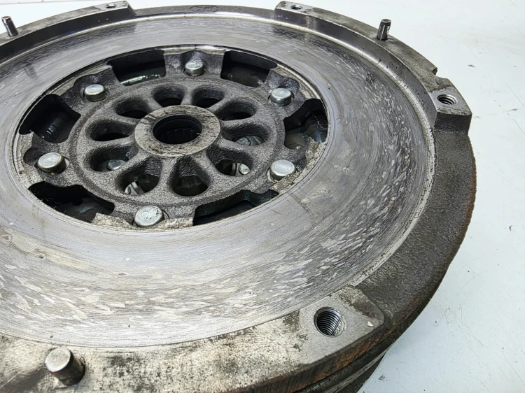 KOŁO DWUMASOWE SPRZĘGŁO AUDI A4 B8 A5 2.0 TDI 2.0 TFSI 0B2105266S 15/26