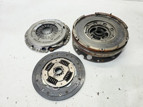 KOŁO DWUMASOWE SPRZĘGŁO AUDI A4 B8 A5 2.0 TDI 1.8 TFSI 2294001965 14/26