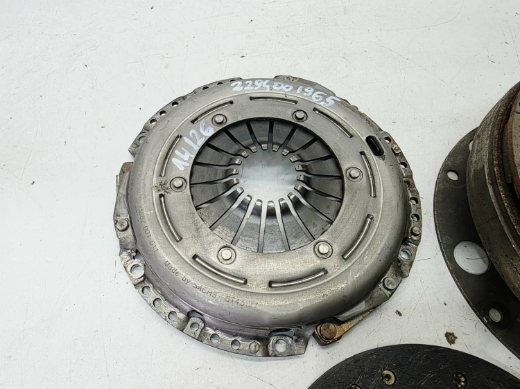 KOŁO DWUMASOWE SPRZĘGŁO AUDI A4 B8 A5 2.0 TDI 1.8 TFSI 2294001965 14/26