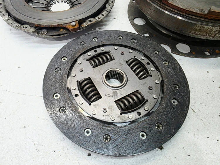 KOŁO DWUMASOWE SPRZĘGŁO AUDI A4 B8 A5 2.0 TDI 1.8 TFSI 2294001965 14/26