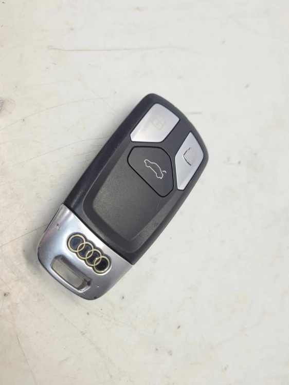 KLUCZYK PILOT KEYLESS AUDI Q5 FY A4 B9 A5 8W Q7 4M 4M0959754T 1/26