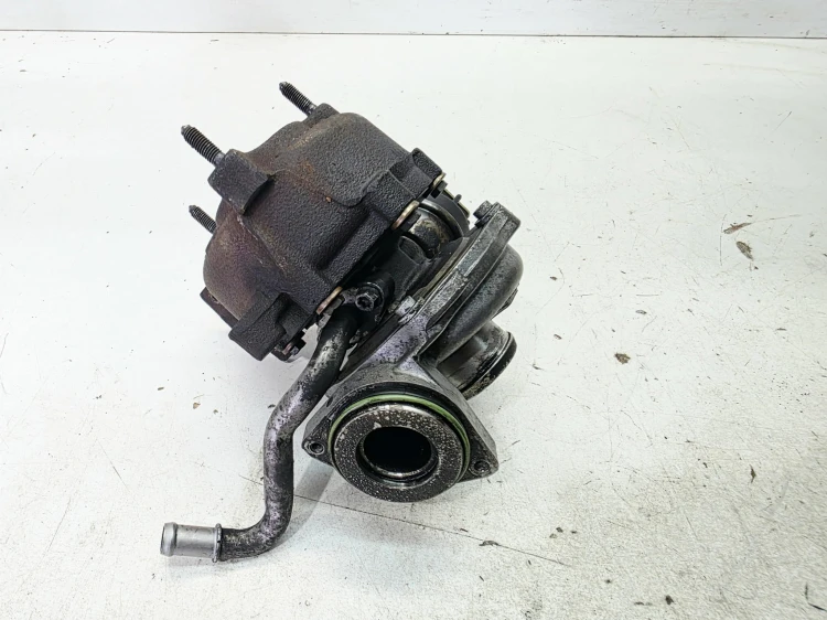 TURBOSPRĘŻARKA TURBO TURBINA AUDI A4 B8 A5 8T 2.0 TDI 03L145701E