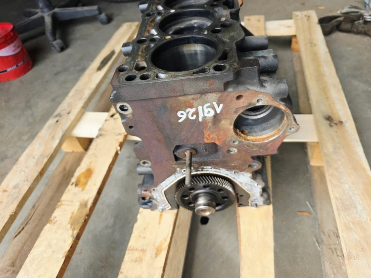 BLOK DÓŁ SILNIKA WAŁ AUDI A4 B8 A5 8T Q5 8R A6 2.0 TDI CAH 03L021AB 19/26