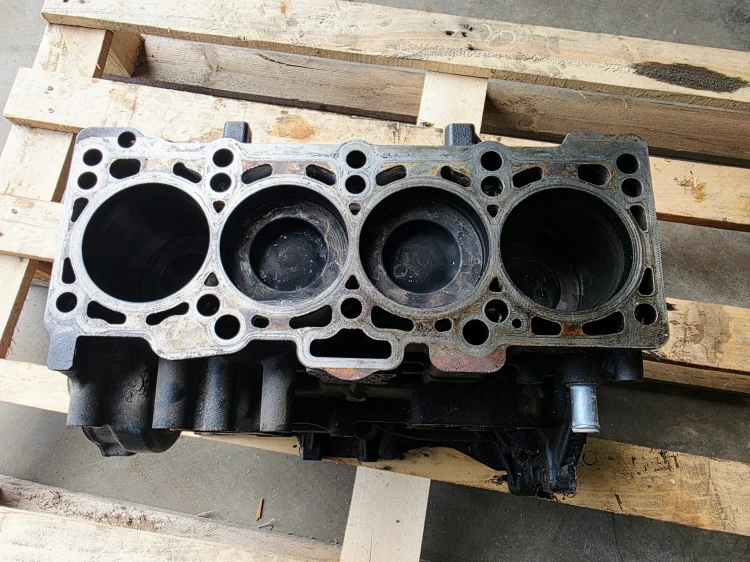 BLOK DÓŁ SILNIKA WAŁ AUDI A4 B8 A5 8T Q5 8R A6 2.0 TDI CAH 03L021AB 19/26