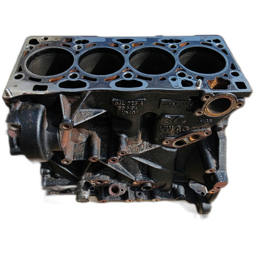 BLOK SILNIKA AUDI A3 8V VOLKSWAGEN SEAT SKODA 1.6 TDI 04L023A 15/26