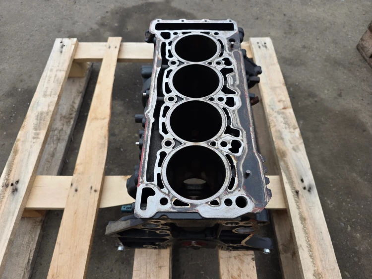 BLOK SILNIKA AUDI A4 B9 A5 8W Q5 FY 2.0 TFSI DKN 06K103023N 14/26