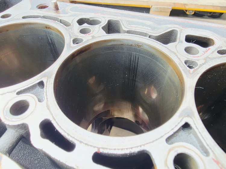 BLOK SILNIKA AUDI A4 B9 A5 8W Q5 FY 2.0 TFSI DKN 06K103023N 14/26