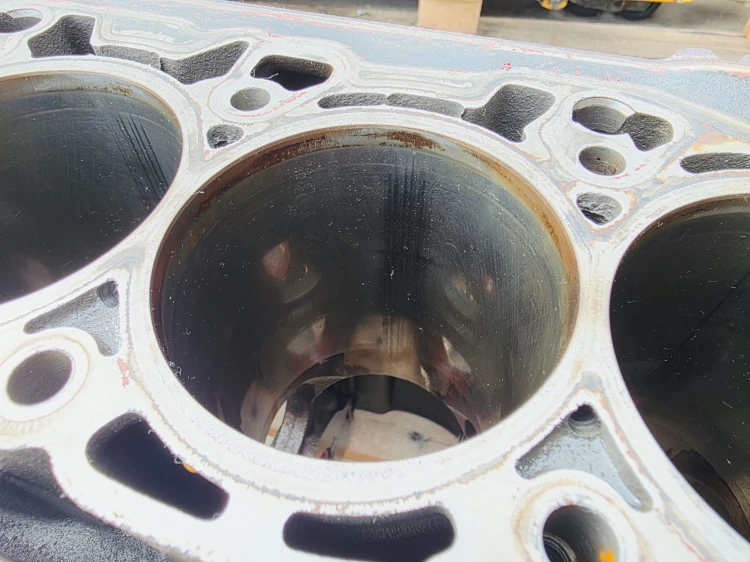 BLOK SILNIKA AUDI A4 B9 A5 8W Q5 FY 2.0 TFSI DKN 06K103023N 14/26