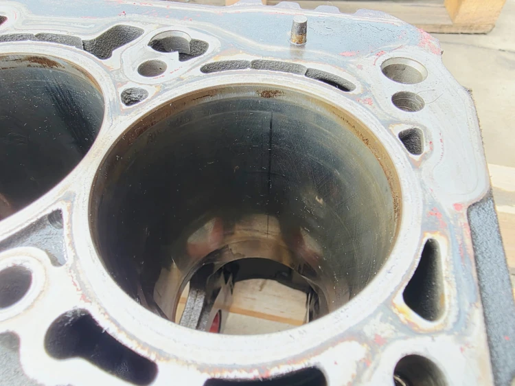 BLOK SILNIKA AUDI A4 B9 A5 8W Q5 FY 2.0 TFSI DKN 06K103023N 14/26