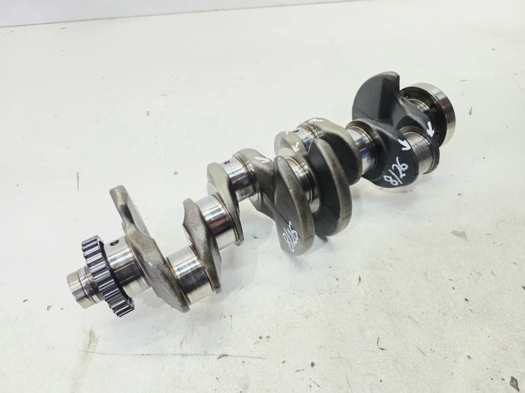 WAŁ KORBOWY AUDI VOLKSWAGEN SEAT SKODA 1.6 TDI 04LB 8/26 ZATARTY