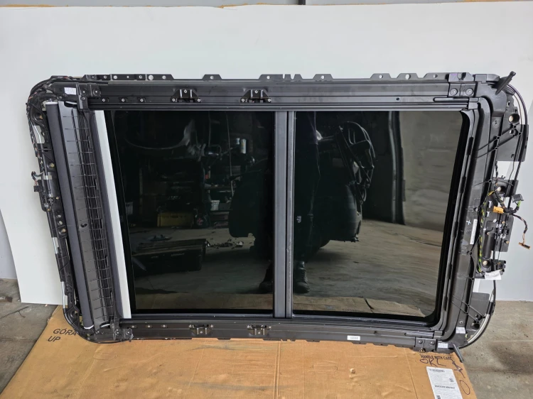 SZYBERDACH PANORAMA KOMPLET AUDI Q7 4M 4M0877041A 5L9 S-LINE
