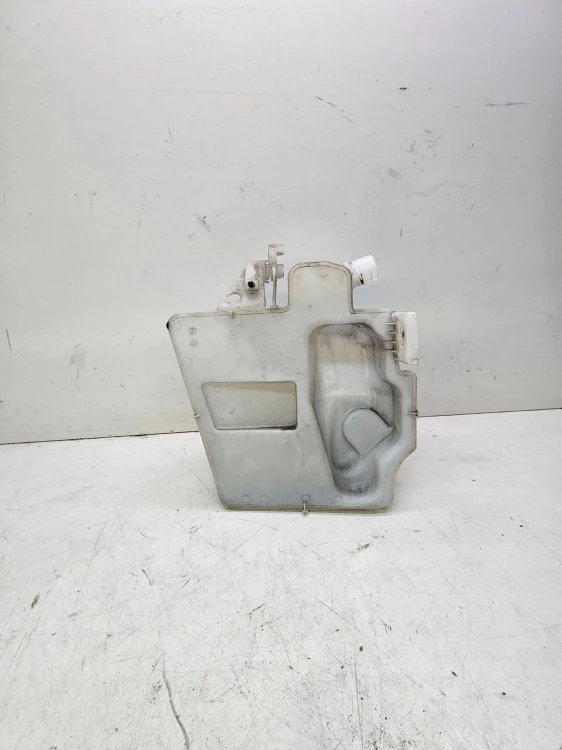 ZBIORNIK PŁYNU DO SPRYSKIWACZY AUDI A1 8X VW SEAT 6C0955453G