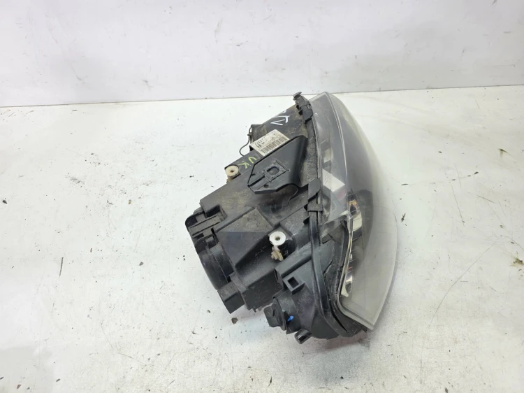 REFLEKTOR PRAWY AUDI A3 8P LIFT 8P0941004L UK ŁADNY