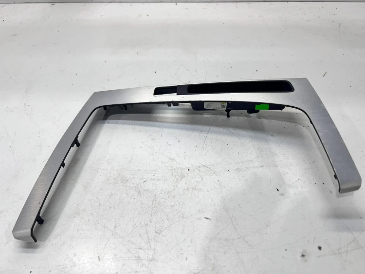 DEKOR KONSOLI TUNELU ŚRODKOWEGO AUDI Q5 FY 80A 80B863969 SZCZOT.ALUMINIUM 1