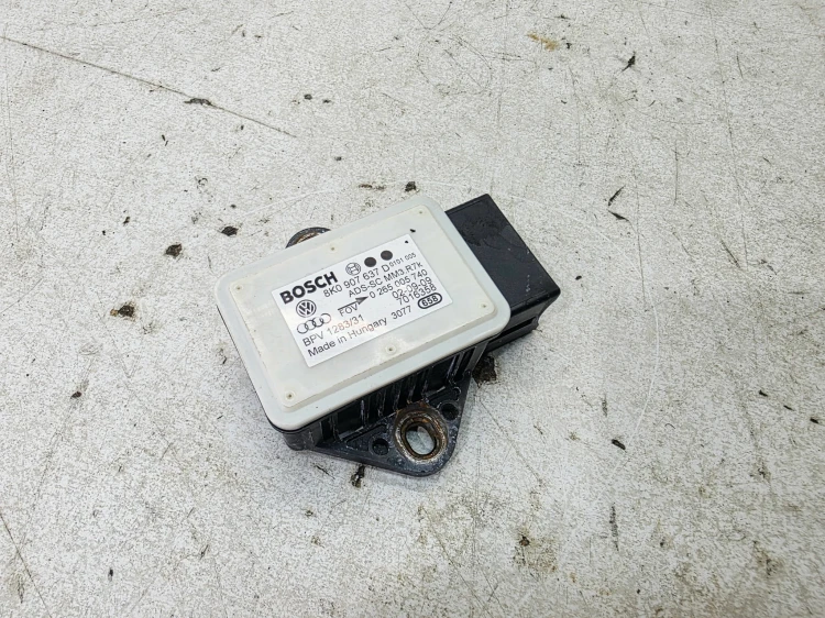 CZUJNIK ODCHYLENIA KĄTOWEGO ESP AUDI A4 B8 A5 8T 8K0907637D