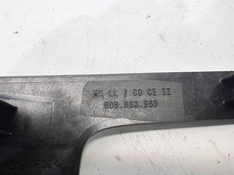 DEKOR KONSOLI TUNELU ŚRODKOWEGO AUDI Q5 FY 80A 80B863969 SZCZOT.ALUMINIUM 1