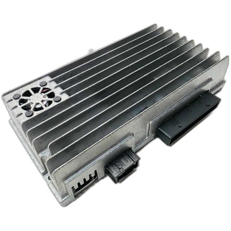 WZMACNIACZ RADIA BANG & OLUFSEN AUDI A5 S5 8F CABRIO 8F0035223C