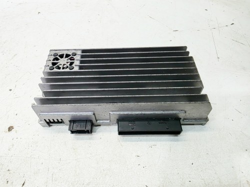WZMACNIACZ RADIA BANG & OLUFSEN AUDI A5 S5 8F CABRIO 8F0035223C