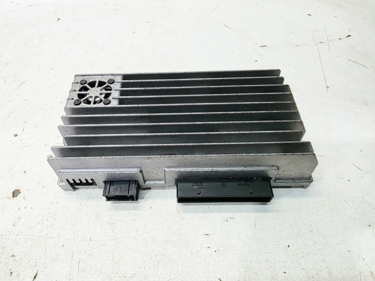 WZMACNIACZ RADIA BANG & OLUFSEN AUDI A5 S5 8F CABRIO 8F0035223C
