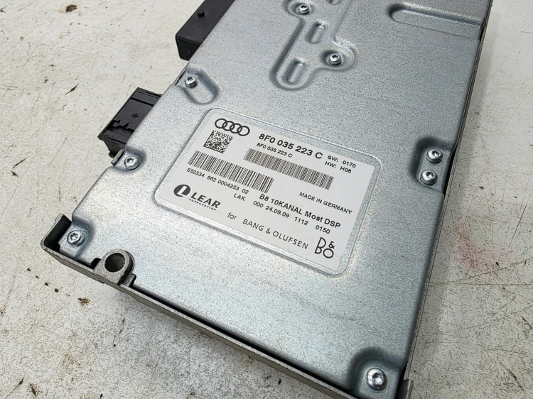 WZMACNIACZ RADIA BANG & OLUFSEN AUDI A5 S5 8F CABRIO 8F0035223C