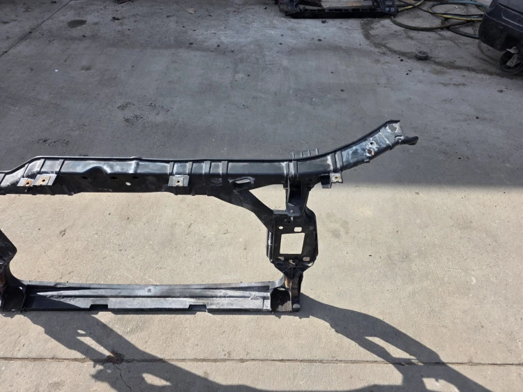 PAS PRZEDNI WZMOCNIENIE CZOŁOWE AUDI A4 B8 A5 8T LIFT 8K0805594M